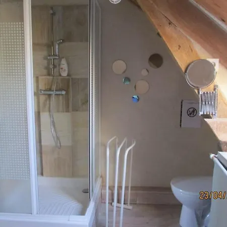 Hotell Village Des Bords De Loire 3*
